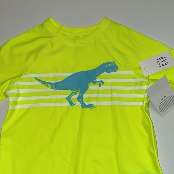 GAP T-SHIRT swimsuit BOYS KIDS New - Picture 2 of 4